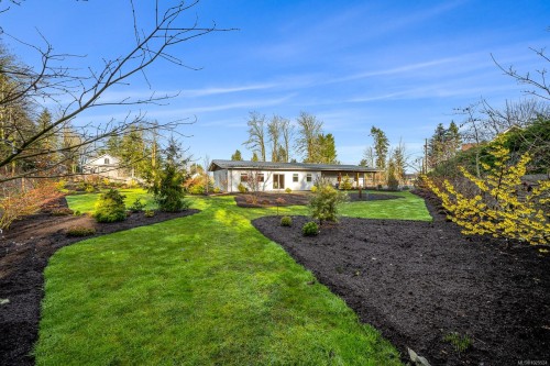 3767 Maple Lane, Royston, BC 