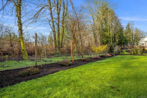 3767 Maple Lane, Royston, BC 