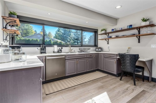 1100 Back Rd, Courtenay, BC 