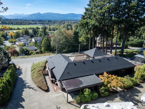 1100 Back Rd, Courtenay, BC 