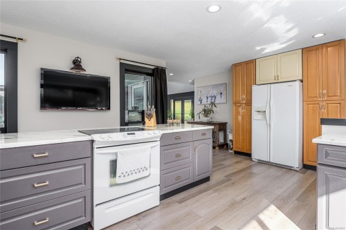 1100 Back Rd, Courtenay, BC 