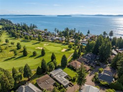 912 Walking Stick Lane  Saanich, BC V8Y 3H6