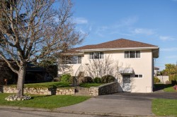 1650 Mortimer St  Saanich, BC V8P 3A8