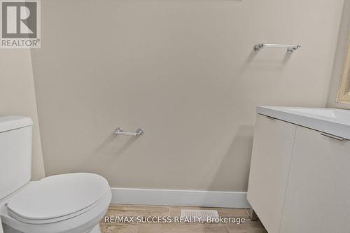 85 - 1960 Dalmagarry Road, London North, ON - Indoor Photo Showing Bathroom