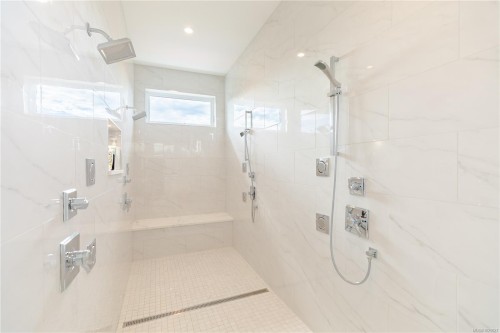 2230 Compass Pointe Pl, Langford, BC 