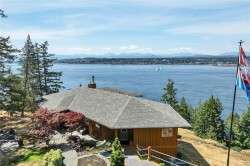 9-620 Helanton Rd  Quadra Island, BC V0P 1N0