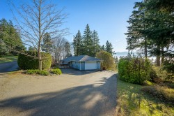 1179 Moore Rd  Comox, BC V9M 3X1