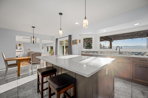 1179 Moore Rd, Comox, BC 