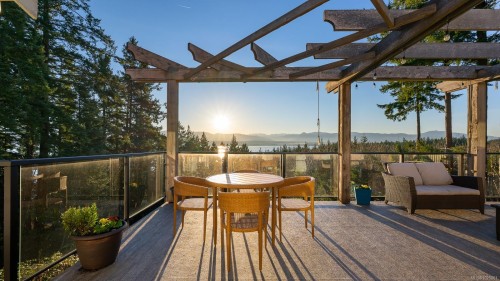 1179 Moore Rd, Comox, BC 