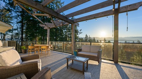 1179 Moore Rd, Comox, BC 