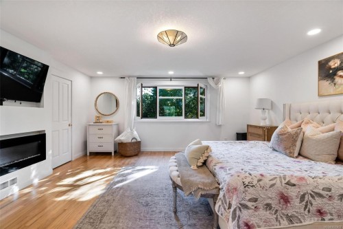 9023 Crofton Rd, Chemainus, BC 