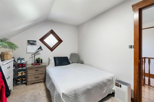 9023 Crofton Rd, Chemainus, BC 