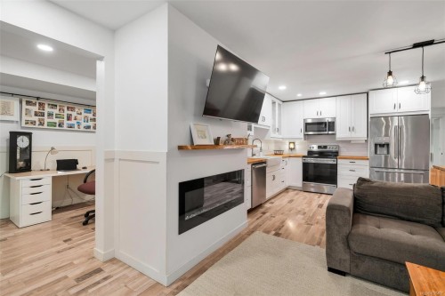 9023 Crofton Rd, Chemainus, BC 