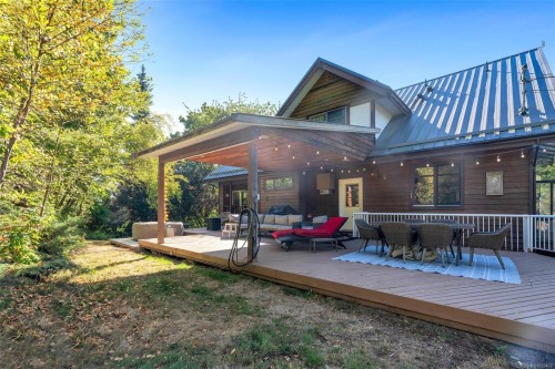 9023 Crofton Rd, Chemainus, BC 