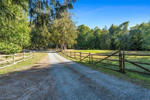 9023 Crofton Rd, Chemainus, BC 