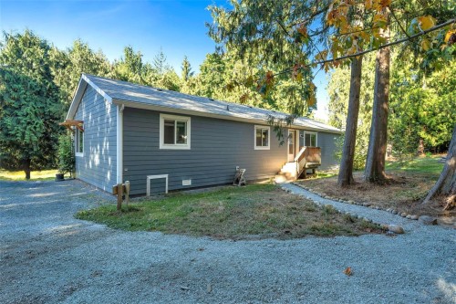 9023 Crofton Rd, Chemainus, BC 