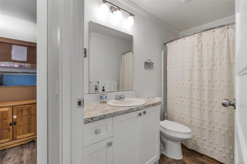 9023 Crofton Rd, Chemainus, BC 