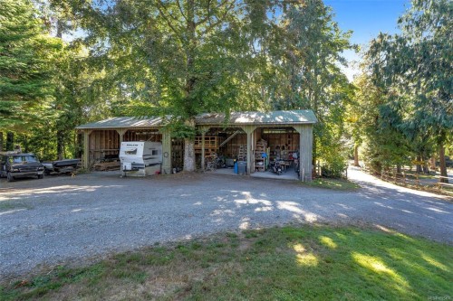 9023 Crofton Rd, Chemainus, BC 