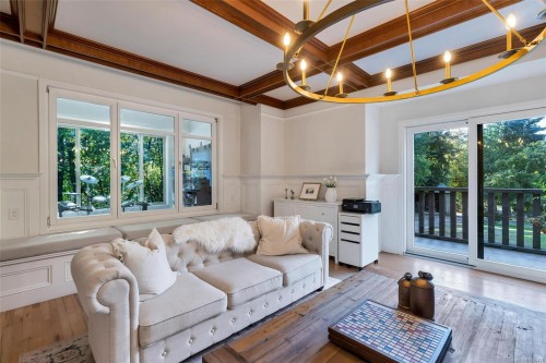 9023 Crofton Rd, Chemainus, BC 