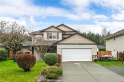 2010 College Dr  Campbell River, BC V9H 1T8