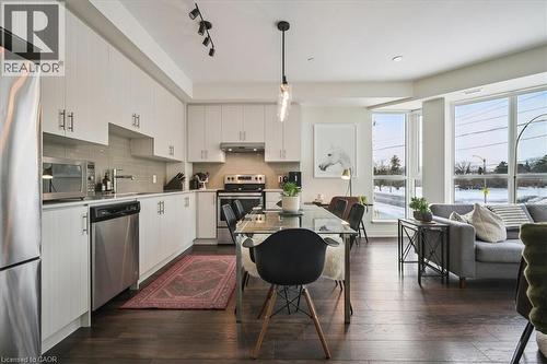 320 Plains Road E Unit# 211, Burlington, ON - Indoor Photo Showing Kitchen