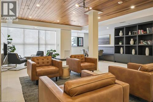 320 Plains Road E Unit# 211, Burlington, ON - Indoor