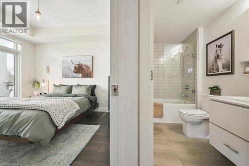 320 Plains Road E Unit# 211, Burlington, ON - Indoor Photo Showing Bathroom