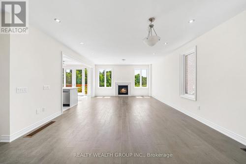 261 Seaview Heights, East Gwillimbury, ON - Indoor