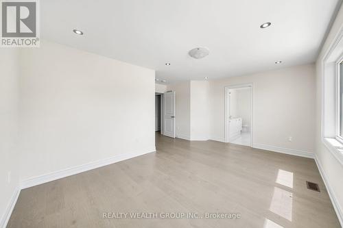 261 Seaview Heights, East Gwillimbury, ON - Indoor Photo Showing Other Room