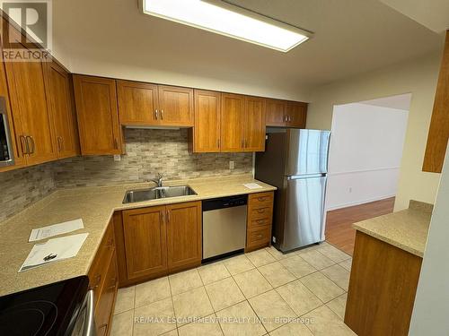 404 - 363 Colborne Street, London East, ON - Indoor Photo Showing Kitchen With Double Sink