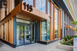 910 - 115 DENISON AVENUE  Toronto, ON M5T 2E6