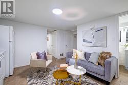 533 VICTORIA PK AVENUE  Toronto, ON M4C 5H2