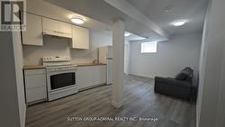 113 HURST DRIVE  Barrie, ON L4N 8K9