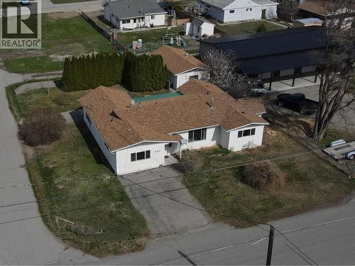 604 11Th Avenue, Keremeos, BC - Outdoor