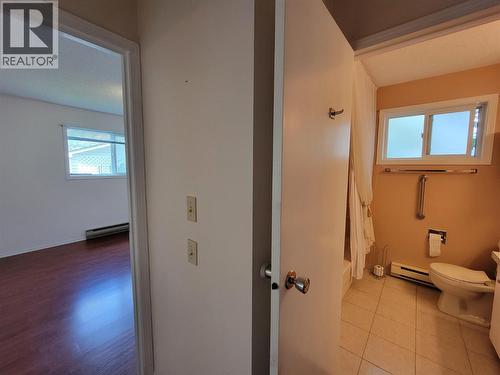 604 11Th Avenue, Keremeos, BC - Indoor Photo Showing Other Room