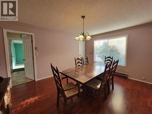 604 11Th Avenue, Keremeos, BC - Indoor Photo Showing Dining Room