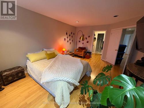 104 Blackburn Avenue, Ottawa, ON - Indoor Photo Showing Bedroom
