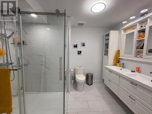 104 Blackburn Avenue, Ottawa, ON - Indoor Photo Showing Bathroom