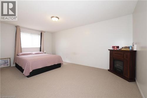 429 Exmoor Street, Waterloo, ON - Indoor Photo Showing Bedroom