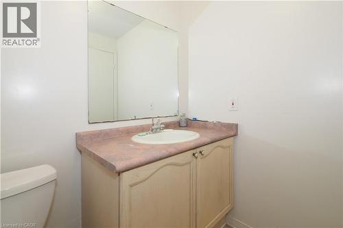 429 Exmoor Street, Waterloo, ON - Indoor Photo Showing Bathroom