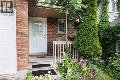 429 Exmoor Street, Waterloo, ON - Outdoor