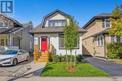 35 LOWELL AVENUE  St. Catharines (Downtown), ON L2R 2C9