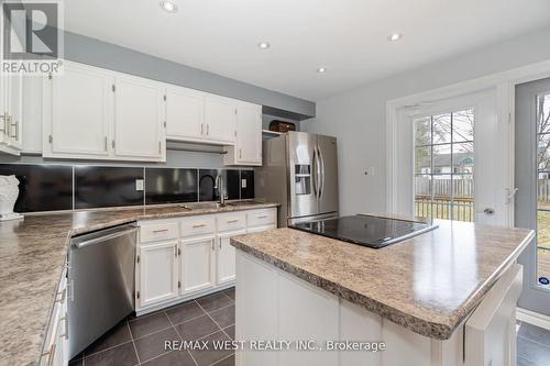 Upper - 75 Wright Crescent, Caledon, ON - Indoor Photo Showing Kitchen