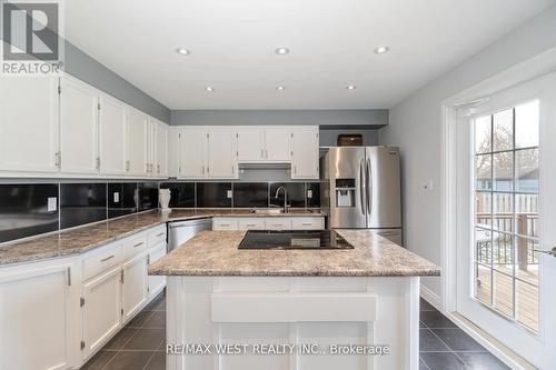 Upper - 75 Wright Crescent, Caledon, ON - Indoor Photo Showing Kitchen With Double Sink With Upgraded Kitchen