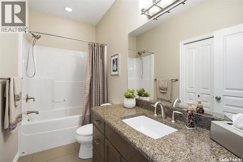 404 Lyle Crescent, Warman, SK - Indoor Photo Showing Bathroom