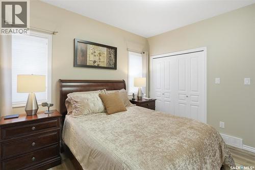 404 Lyle Crescent, Warman, SK - Indoor Photo Showing Bedroom