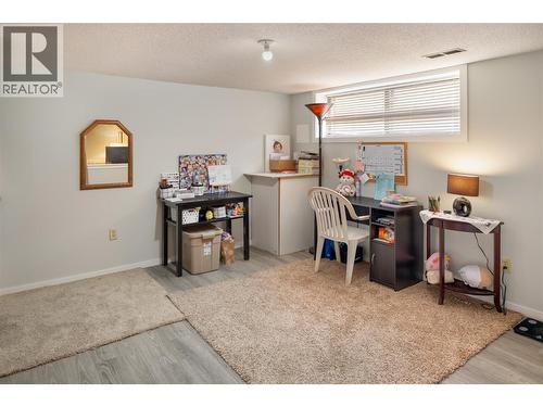 3970 June Springs Road, Kelowna, BC - Indoor