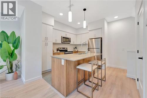 33 Mill Street, Kitchener, ON - Indoor Photo Showing Kitchen