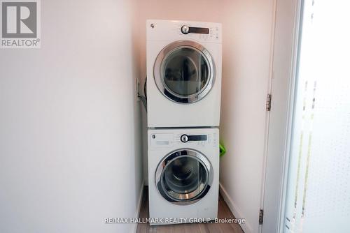 924 Bermuda Avenue, Ottawa, ON - Indoor Photo Showing Laundry Room