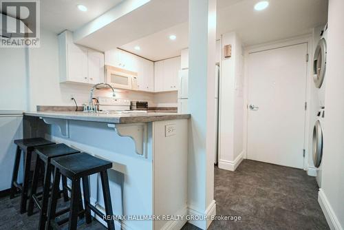 924 Bermuda Avenue, Ottawa, ON - Indoor Photo Showing Kitchen